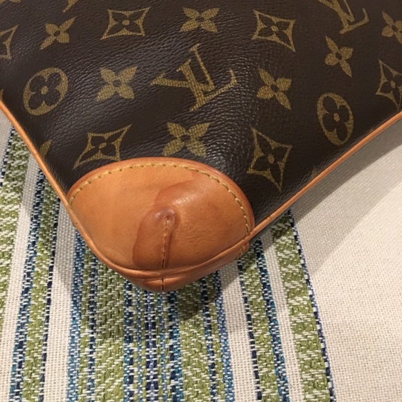 SOLD on EBAY Louis Vuitton Monogram Sac Coussin GM - Picture 3 of 8